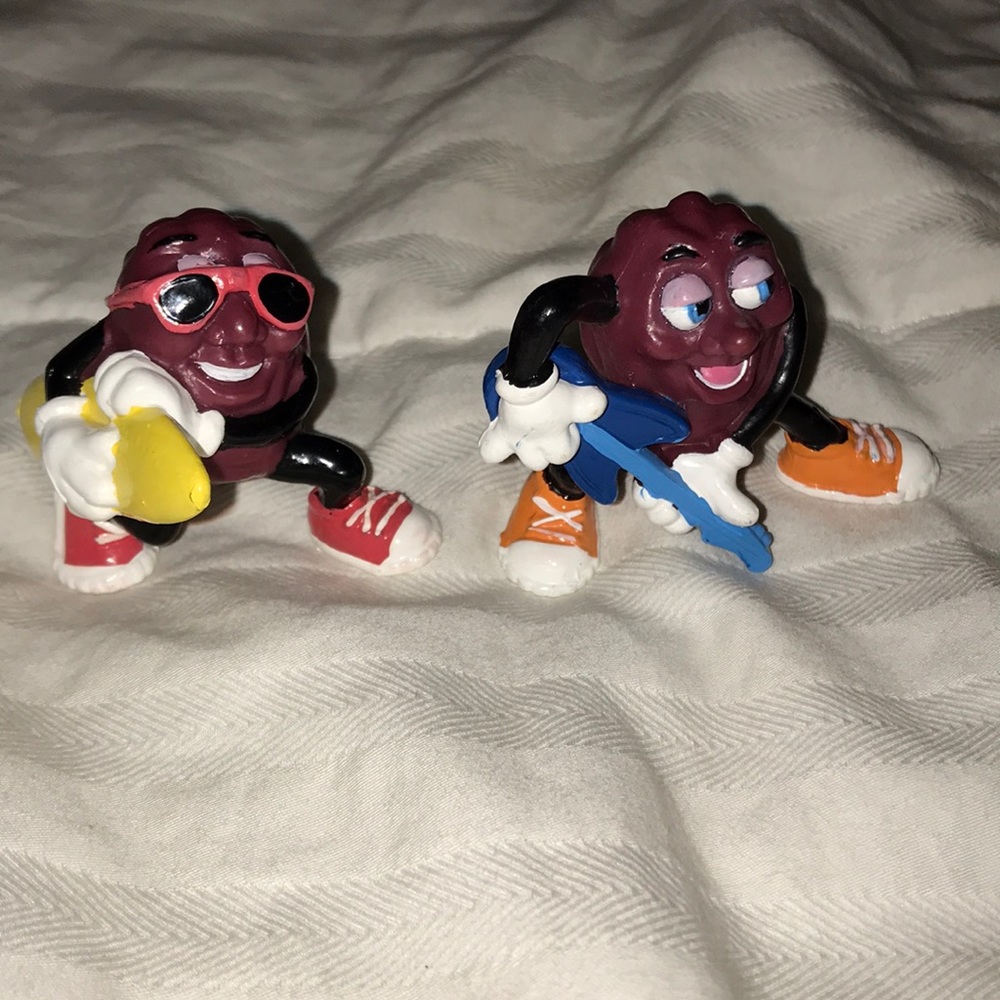 2 vintage 1988 California Raisins from Hardee’s